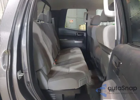 2012 Toyota Tundra Grade 4.6L V8 z USA, uszkodzony, nr VIN 5TFUM5F19CX034517